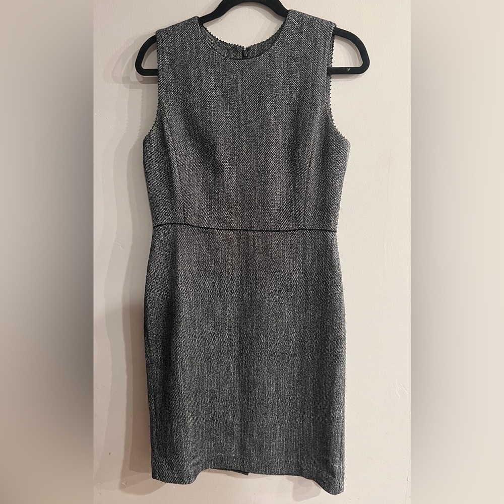 Ann Taylor Gray Sleeveless Dress